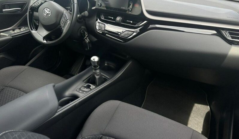 TOYOTA C-HR | FWD (przód) | Manualna | 116 KM | Niebieski full