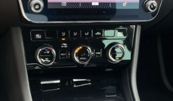 SKODA Superb  | 4×4 (doł. automatycznie) | Automatyczna | 190 KM | Czarny full