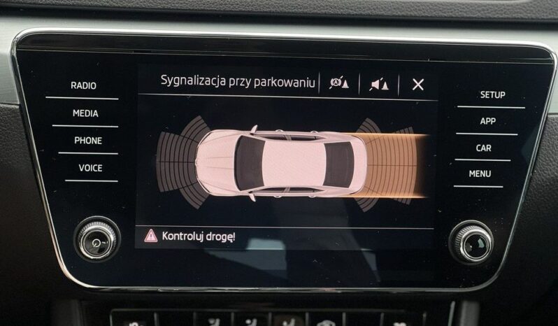 SKODA Superb  | 4×4 (doł. automatycznie) | Automatyczna | 190 KM | Czarny full