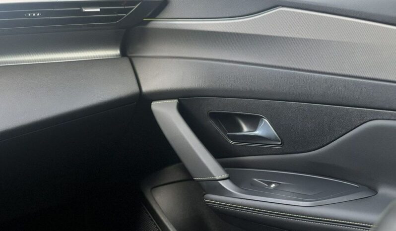 PEUGEOT 308  | FWD (przód) | Automatyczna | 130 KM | Biały full
