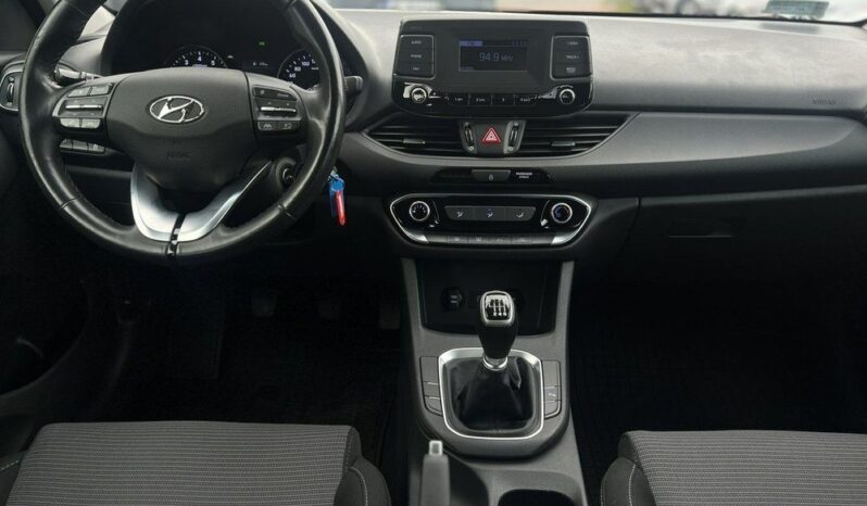 HYUNDAI I30  | FWD (przód) | Manualna | 110 KM | Srebrny full