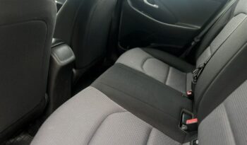 HYUNDAI I30  | FWD (przód) | Manualna | 110 KM | Srebrny full