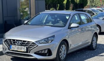 HYUNDAI I30  | FWD (przód) | Manualna | 110 KM | Srebrny full