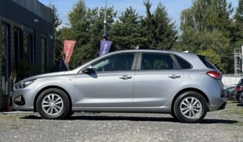 HYUNDAI I30  | FWD (przód) | Manualna | 110 KM | Srebrny full