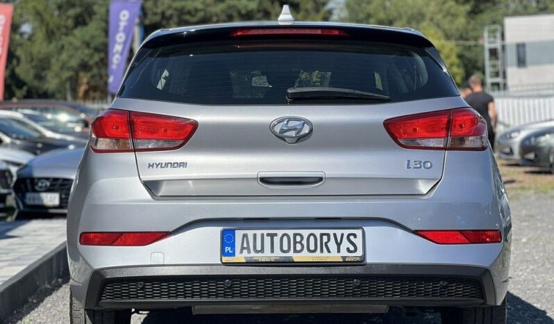 HYUNDAI I30  | FWD (przód) | Manualna | 110 KM | Srebrny full
