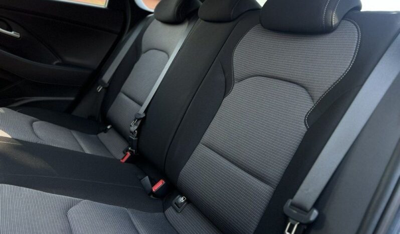 HYUNDAI I30  | FWD (przód) | Manualna | 120 KM | Szary full