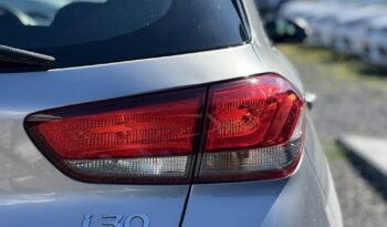HYUNDAI I30  | FWD (przód) | Manualna | 120 KM | Srebrny full