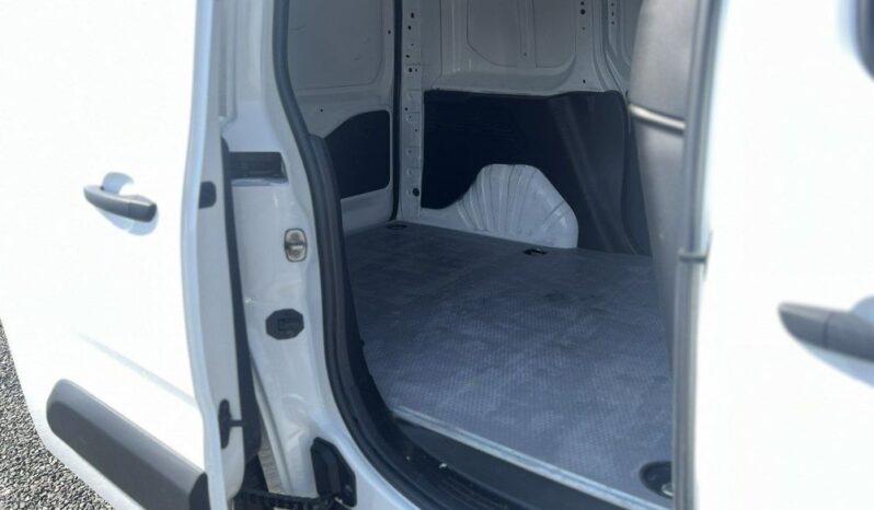 TOYOTA ProAce City | FWD (przód) | Manualna | 102 KM | Biały full
