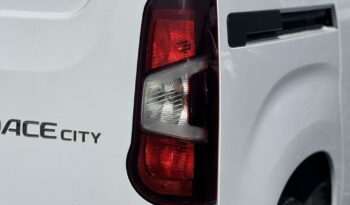 TOYOTA ProAce City | FWD (przód) | Manualna | 102 KM | Biały full