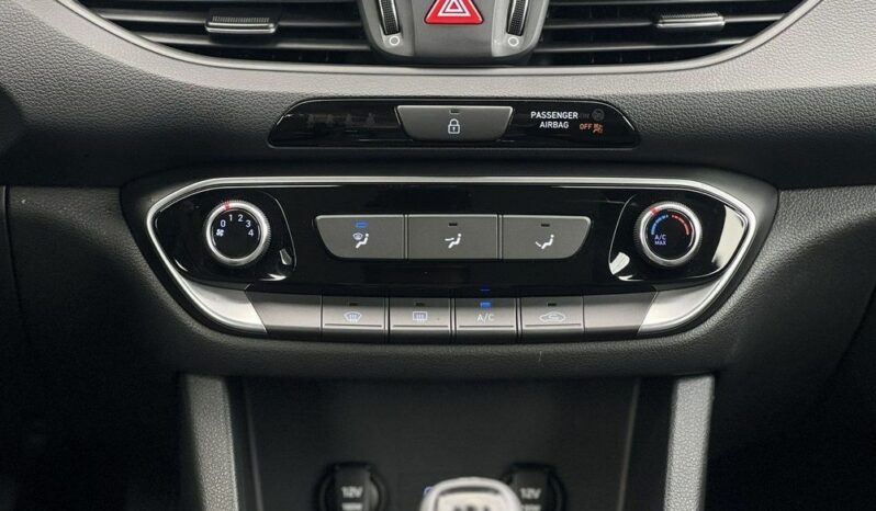HYUNDAI I30  | FWD (przód) | Manualna | 120 KM | Szary full