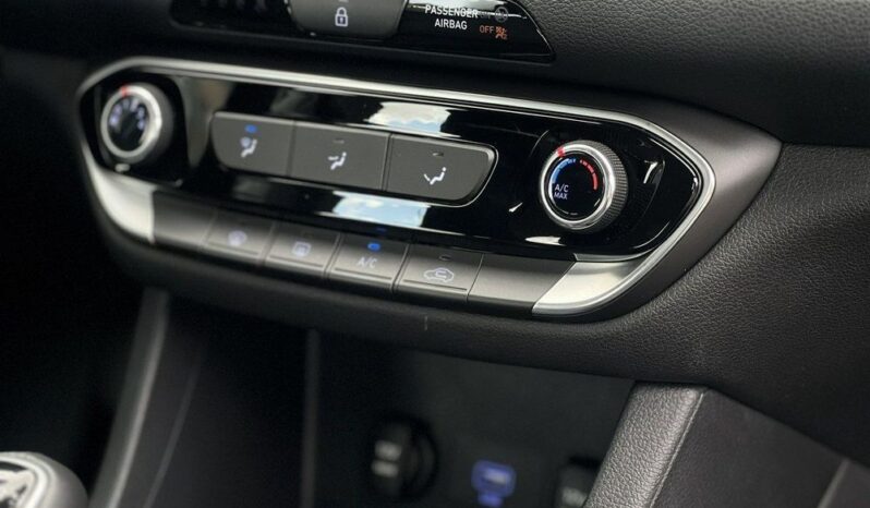 HYUNDAI I30  | FWD (przód) | Manualna | 120 KM | Szary full