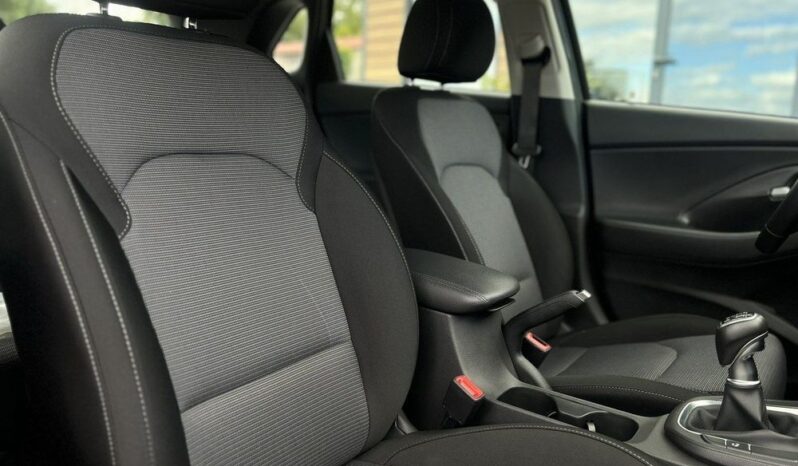 HYUNDAI I30  | FWD (przód) | Manualna | 120 KM | Szary full