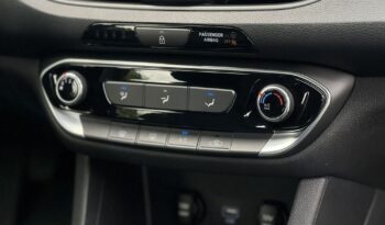 HYUNDAI I30  | FWD (przód) | Manualna | 120 KM | Brązowy full