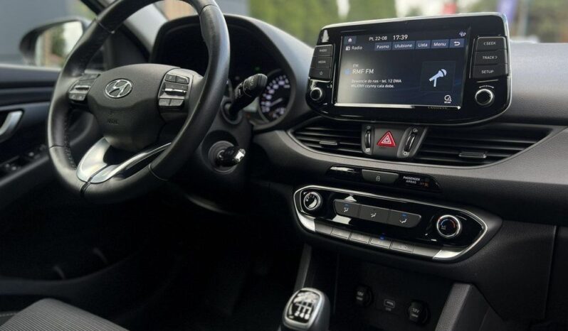 HYUNDAI I30  | FWD (przód) | Manualna | 120 KM | Brązowy full