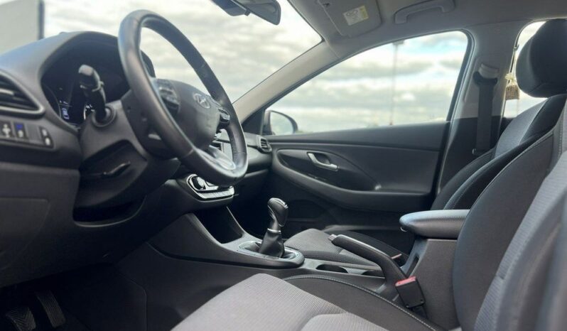 HYUNDAI I30  | FWD (przód) | Manualna | 120 KM | Brązowy full
