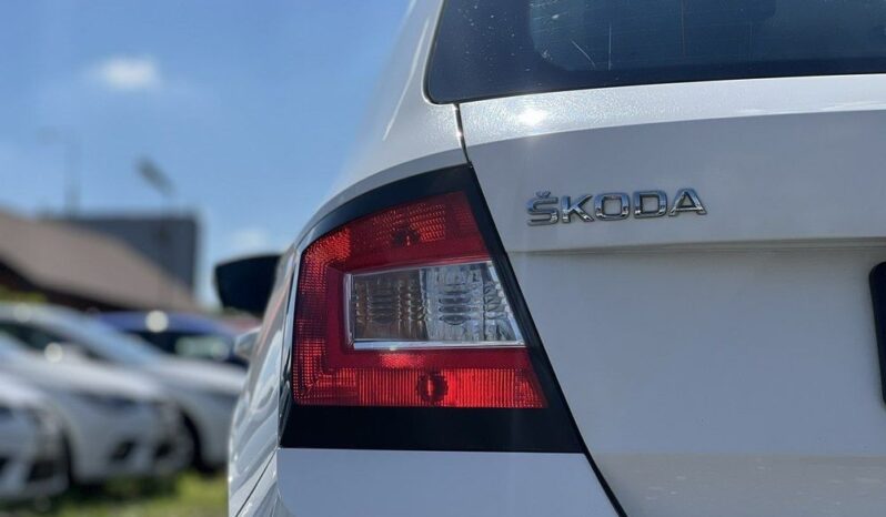 SKODA Fabia  | FWD (przód) | Manualna | 95 KM | Biały full