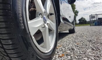 VOLVO V40  | FWD (przód) | Automatyczna | 150 KM | Czarny full