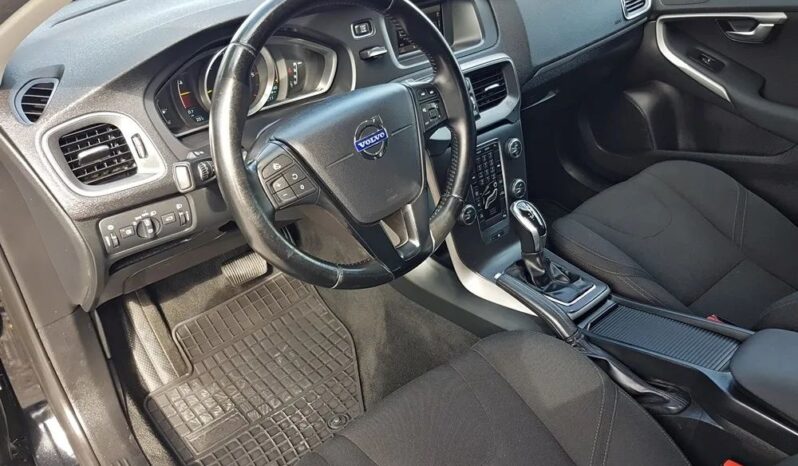 VOLVO V40  | FWD (przód) | Automatyczna | 150 KM | Czarny full