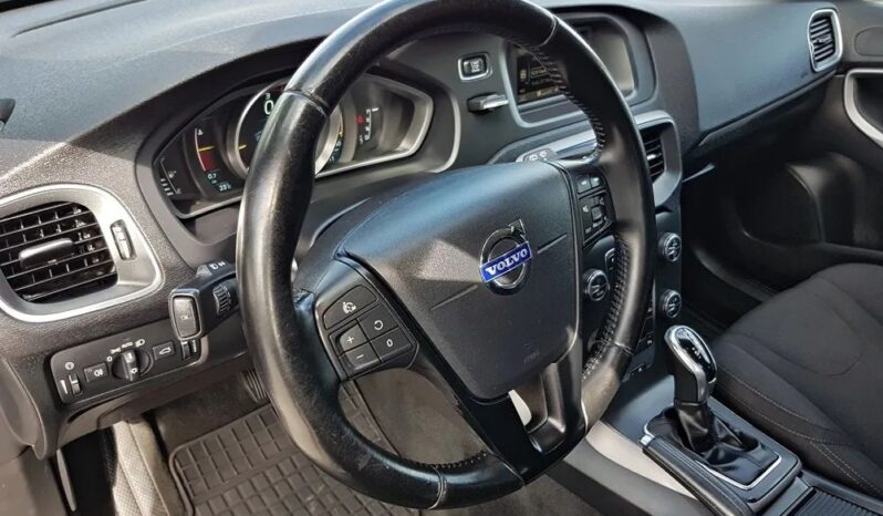 VOLVO V40  | FWD (przód) | Automatyczna | 150 KM | Czarny full