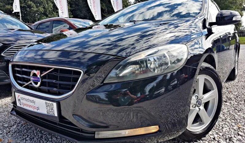 VOLVO V40  | FWD (przód) | Automatyczna | 150 KM | Czarny full