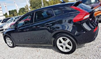 VOLVO V40  | FWD (przód) | Automatyczna | 150 KM | Czarny full