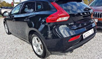 VOLVO V40  | FWD (przód) | Automatyczna | 150 KM | Czarny full