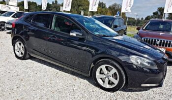 VOLVO V40  | FWD (przód) | Automatyczna | 150 KM | Czarny full
