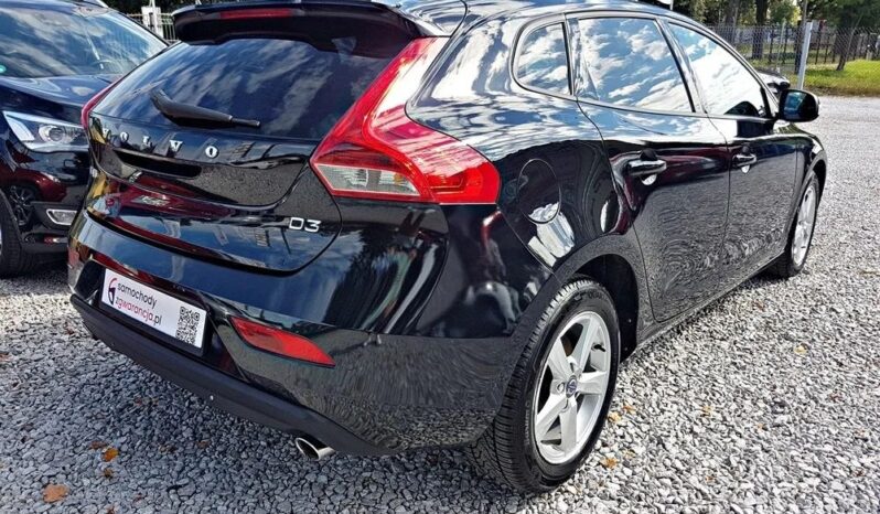VOLVO V40  | FWD (przód) | Automatyczna | 150 KM | Czarny full