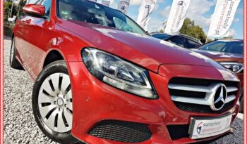 Mercedes-Benz Klasa C | Rwd (Tył) | Manualna | 136 Km | Bordowy