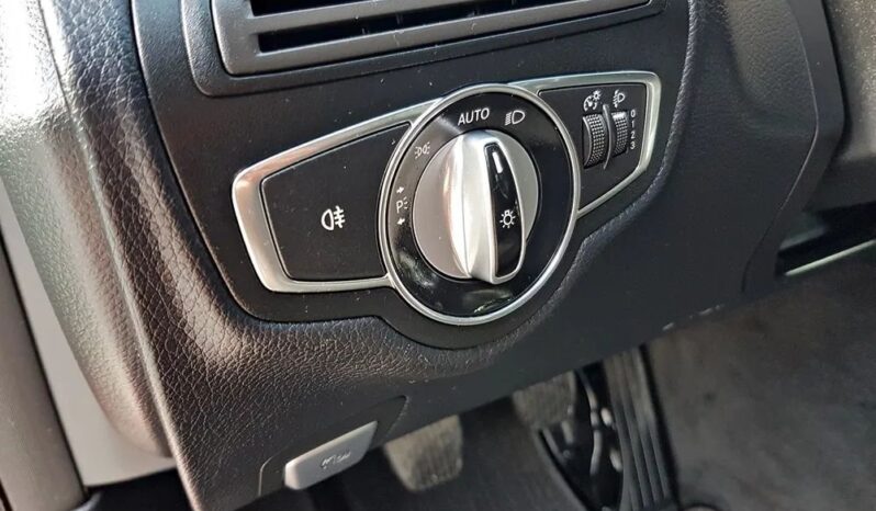 MERCEDES-BENZ Klasa C | RWD (tył) | Manualna | 136 KM | Bordowy full