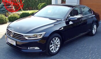 Volkswagen   Passat     150 Km    Automatyczna    Fwd (Przód)    Czarny