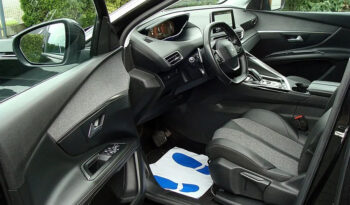 PEUGEOT   3008     131 KM    Automatyczna    FWD (przód)    Czarny full