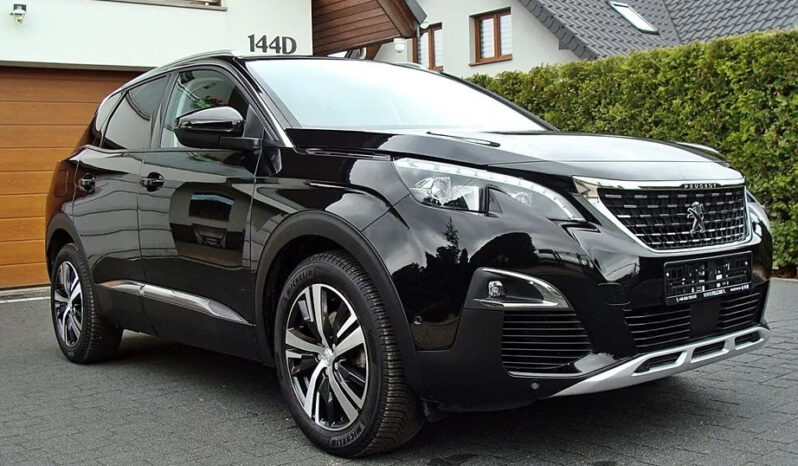 PEUGEOT   3008     131 KM    Automatyczna    FWD (przód)    Czarny full