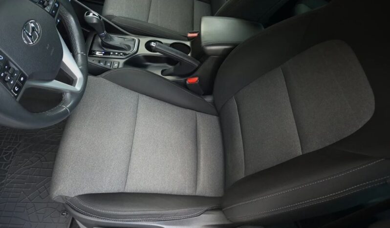 HYUNDAI Tucson  | FWD (przód) | Automatyczna | 177 KM | Szary full