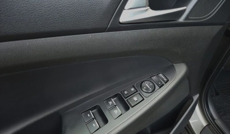 HYUNDAI Tucson  | FWD (przód) | Automatyczna | 177 KM | Szary full