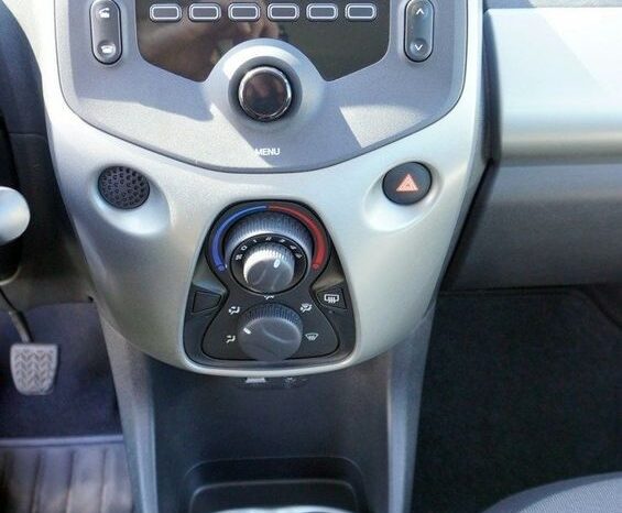 TOYOTA Aygo X | FWD (przód) | Manualna | 69 KM | Biały full