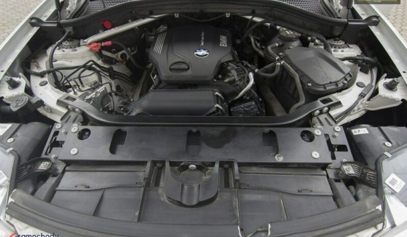 BMW X4  | 4×4 (stały) | Automatyczna | 190 KM | Biały full