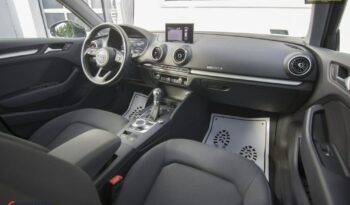 AUDI A3  | FWD (przód) | Automatyczna | 150 KM | Czarny full