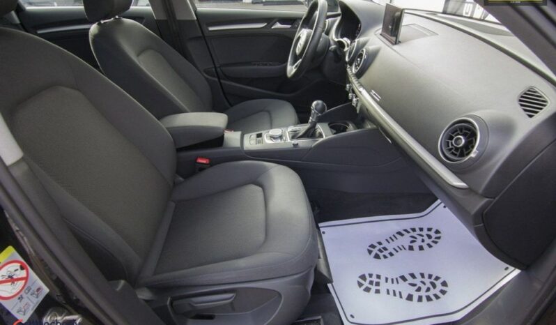 AUDI A3  | FWD (przód) | Automatyczna | 150 KM | Czarny full