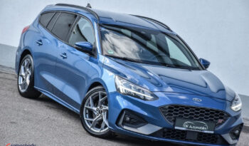 Ford Focus  | Fwd (Przód) | Manualna | 190 Km | Niebieski