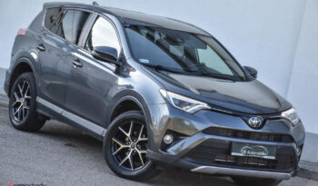 Toyota Rav4  | Fwd (Przód) | Manualna | 143 Km | Szary
