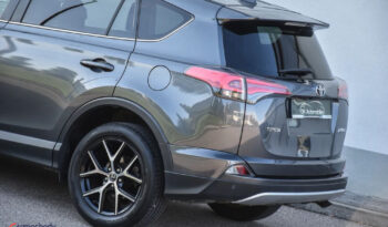 TOYOTA RAV4  | FWD (przód) | Manualna | 143 KM | Szary full
