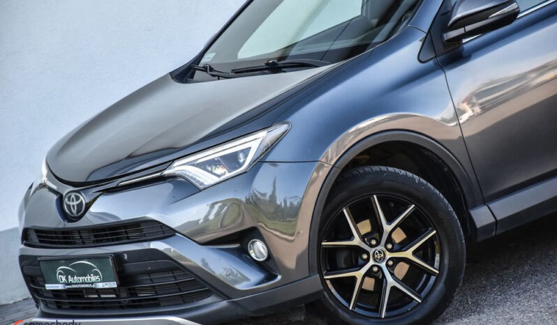 TOYOTA RAV4  | FWD (przód) | Manualna | 143 KM | Szary full