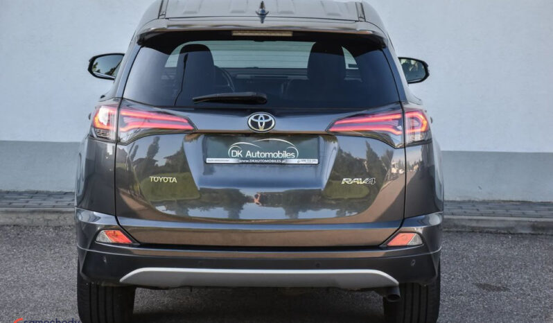 TOYOTA RAV4  | FWD (przód) | Manualna | 143 KM | Szary full