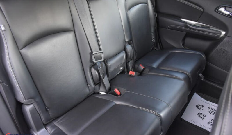 FIAT Freemont  | 4×4 (stały) | Automatyczna | 170 KM | Bordowy full