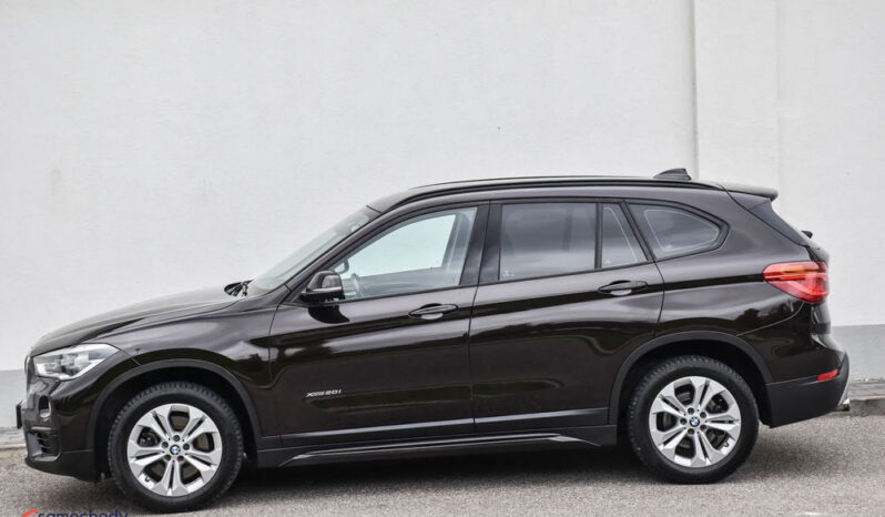 BMW X1  | 4×4 (stały) | Automatyczna | 192 KM | Brązowy full