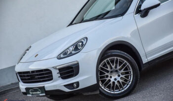 Porsche Cayenne | 4×4 (stały) | Automatyczna | 262 KM | Biały full