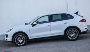 Porsche Cayenne | 4×4 (stały) | Automatyczna | 262 KM | Biały full