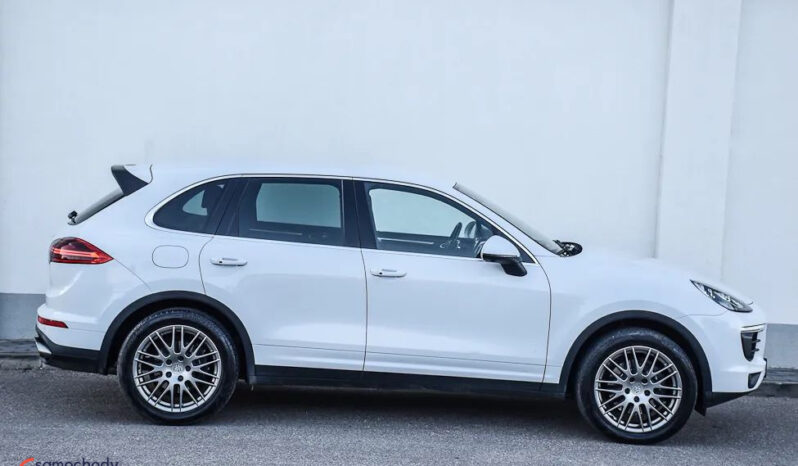 Porsche Cayenne | 4×4 (stały) | Automatyczna | 262 KM | Biały full