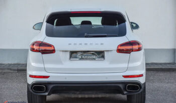 Porsche Cayenne | 4×4 (stały) | Automatyczna | 262 KM | Biały full